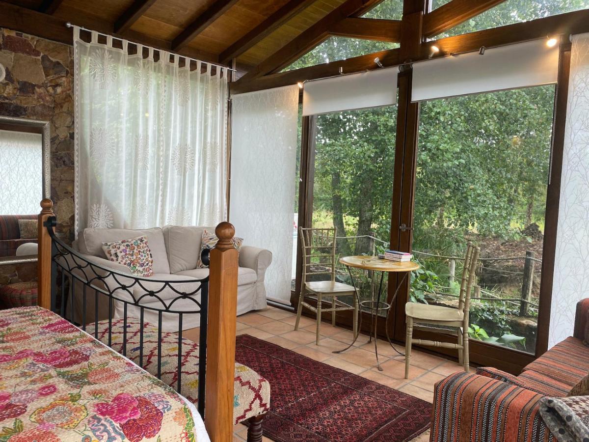 ヴィーラ・ノーヴァ・デ・ポイアレスThe Old Watermill Retreat - O Retiro Da Azenha Velhaアパートメント エクステリア 写真